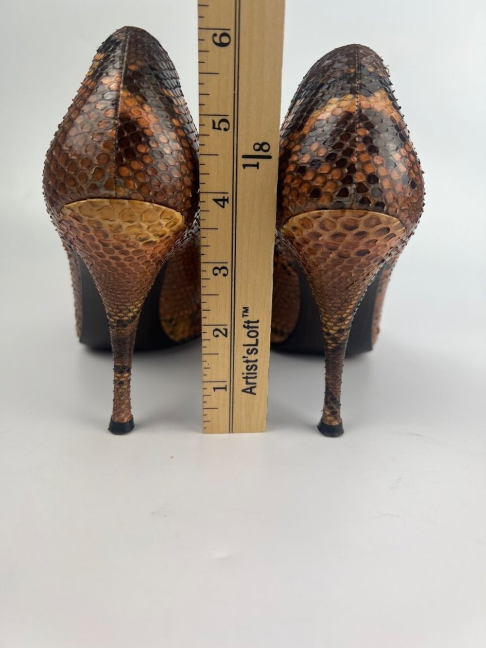 Stuart Weitzman Python Heels Size 9 - Picture 11 of 11